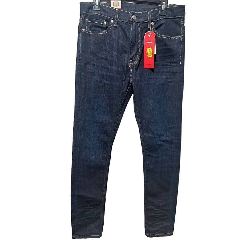Levi's 510 Skinny from hip to ankle Size 32 by 32 NWT